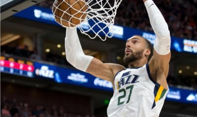 开云线上入口-8战5负状态急速下降 防守竟成爵士问题所在